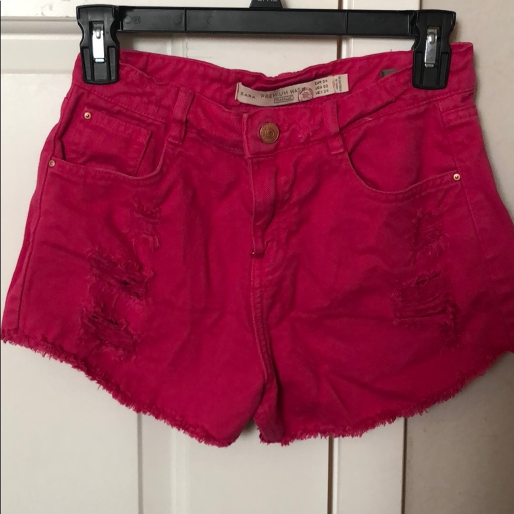 Zara trf fuchsia distresses shorts